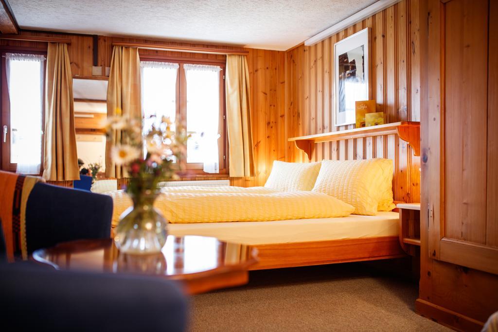 Hotel Nufenen Ульрихен Экстерьер фото