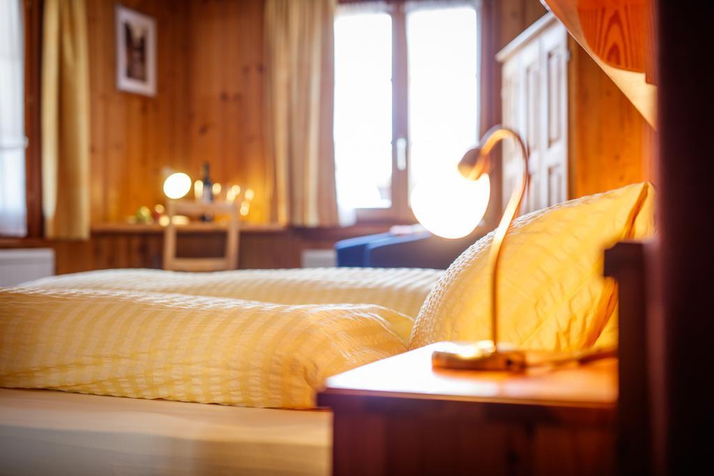 Hotel Nufenen Ульрихен Экстерьер фото