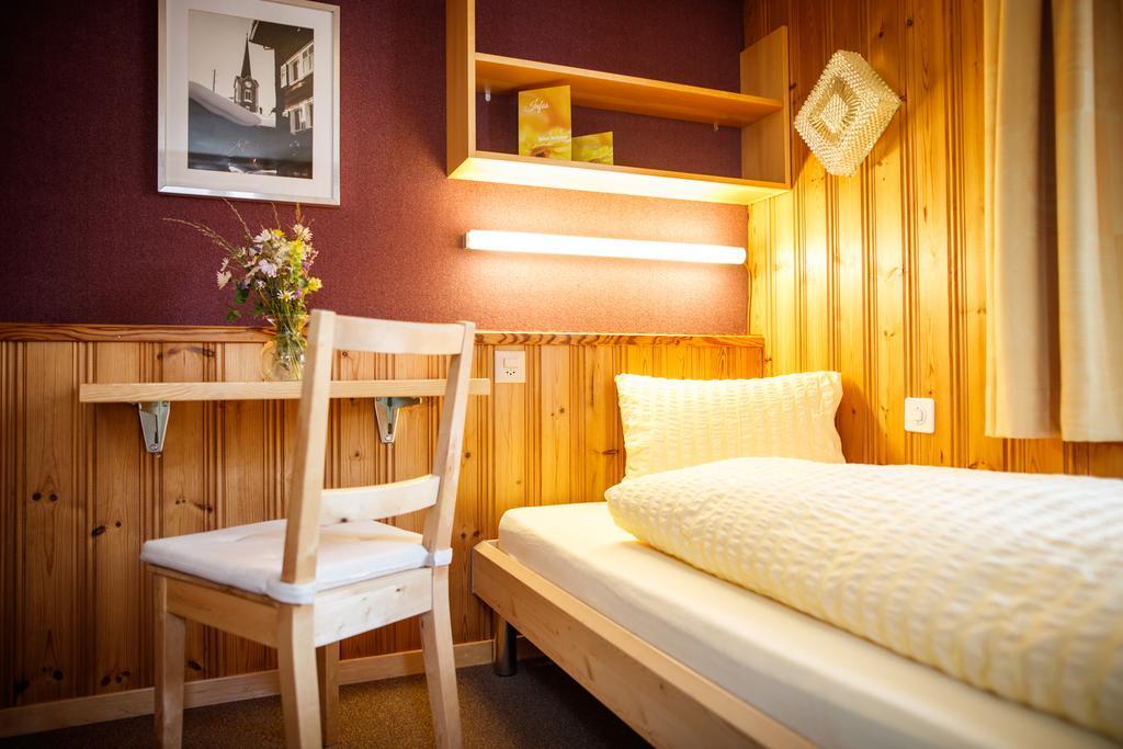Hotel Nufenen Ульрихен Экстерьер фото